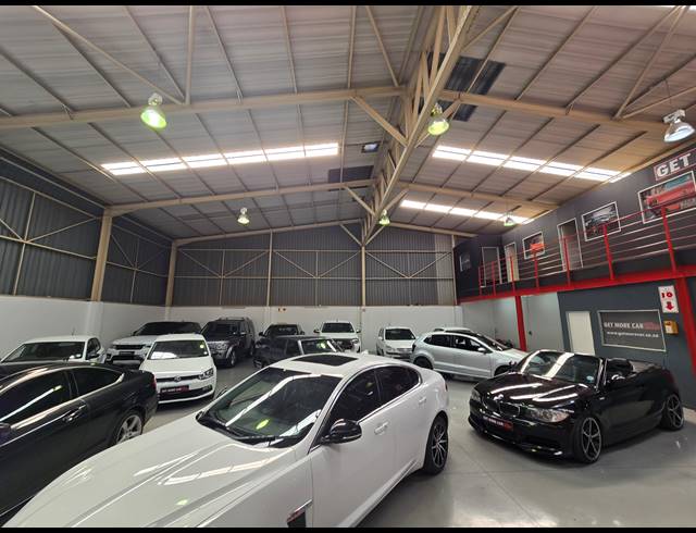 798M² WAREHOUSE FOR SALE IN NORTH RIDING